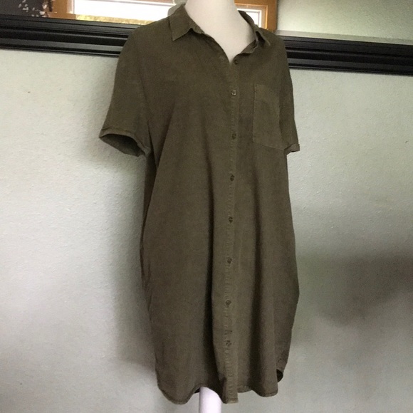 JustFab Dresses & Skirts - Just Fab button up pocketed shirt dress